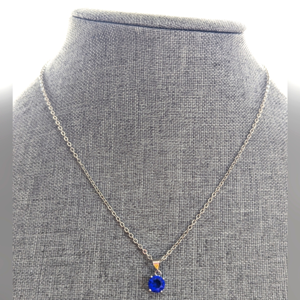 Silver Tone Sapphire Blue Faceted Glass Dainty Delicate Pendant Necklace